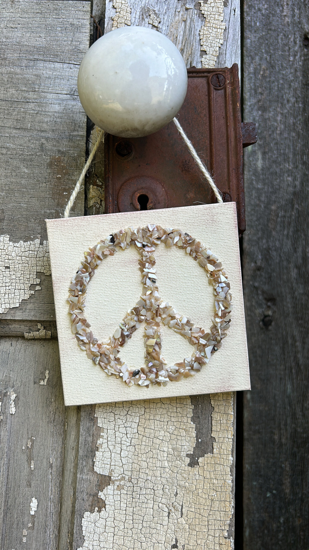 T1397 Peace Sign Made of Crushed Shells Ornament