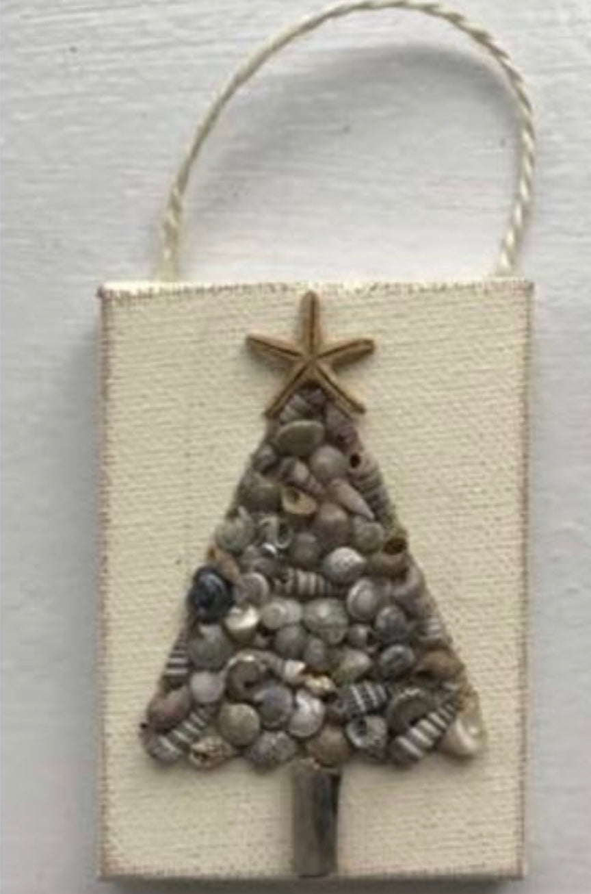 Christmas tree ornament small shell