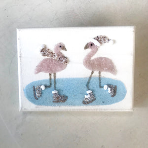 T1534 5x7 skating flamingos